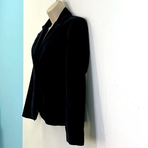 Ann Taylor - Black Velvet 2 Button and 2 Pocket Blazer Size 2 Petite